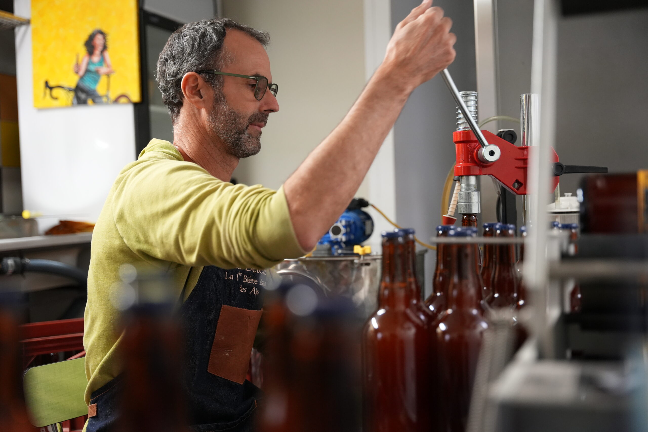 Embouteillage de la Détendue, bière artisanale des Alpilles
